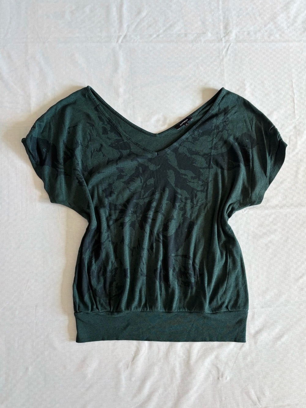emerald green with black print v-neck slouchy short sleeve top